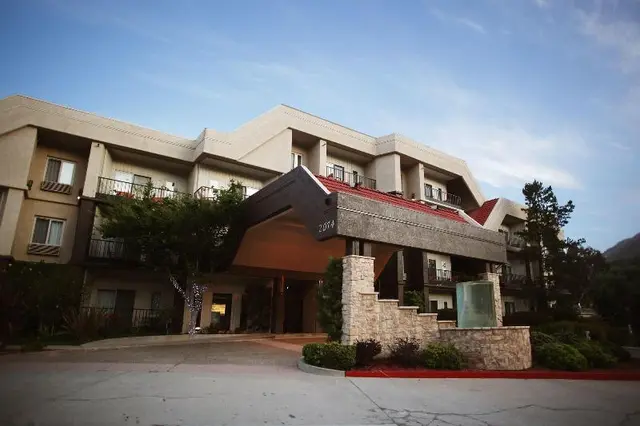 La Cuesta Inn Bw Signature Collection