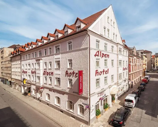 Alpen München