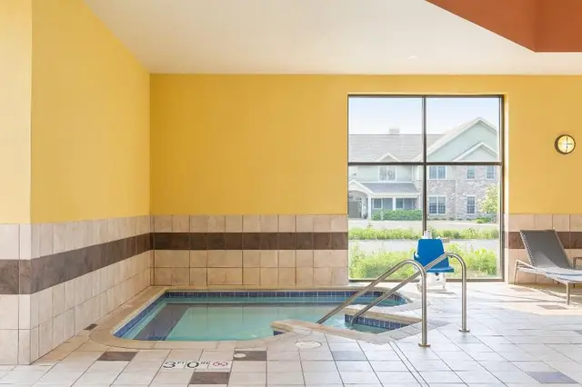 Courtyard By Marriott Madison West Middleton