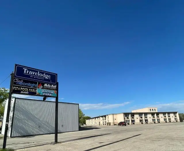 Travelodge by Wyndham Winnipeg