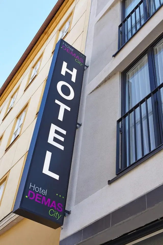 Hotel Demas City