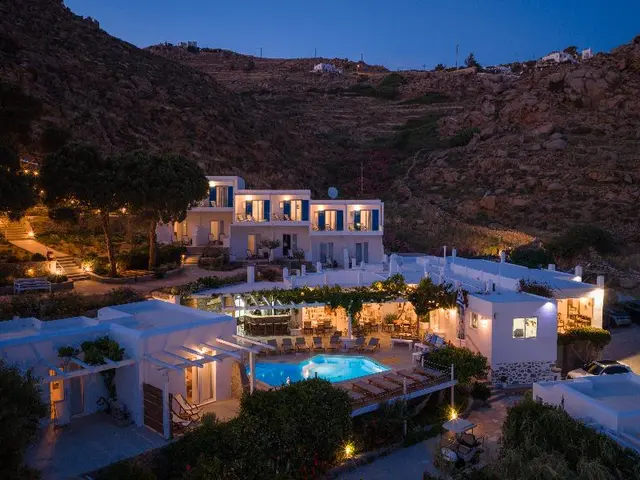 Rhenia Mykonos Hotel & Bungalows