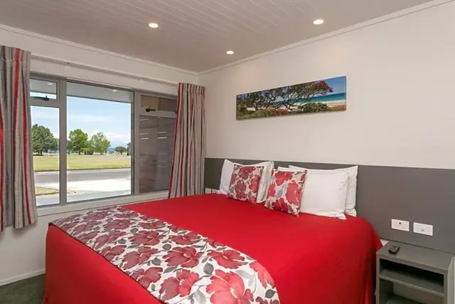 Birchlands Motel