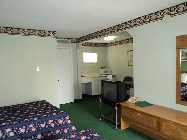 Knights Inn Ottawa