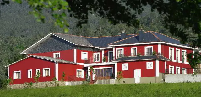 Hotel Rural Suquin