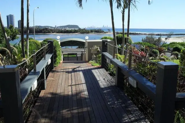 Little Cove Currumbin Resort