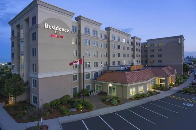 Residence Inn By Marriott Mississauga - Arpt Corp 