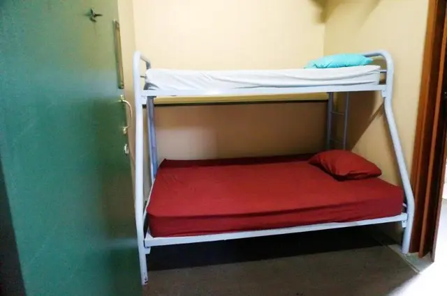 Sundancer Backpackers Resort