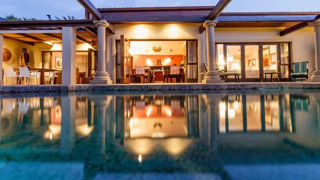 Manor 38 Hotel