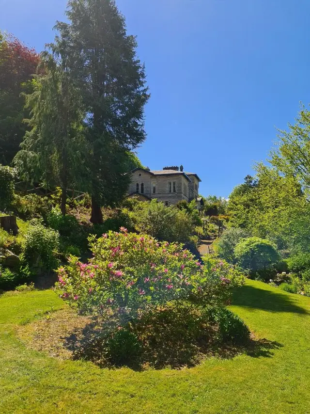 Mansfield House