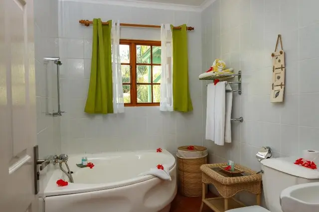 L'Habitation Cerf Island Hotel