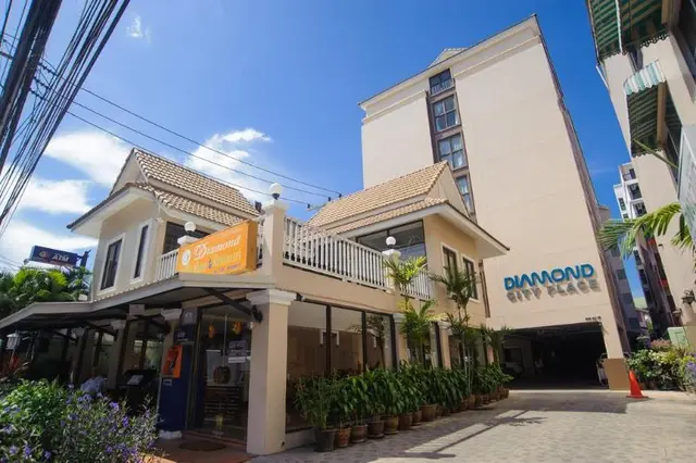 Diamond City Place Hotel