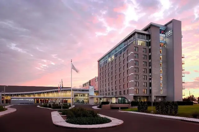 Four Points By Sheraton Levis Convention Centre