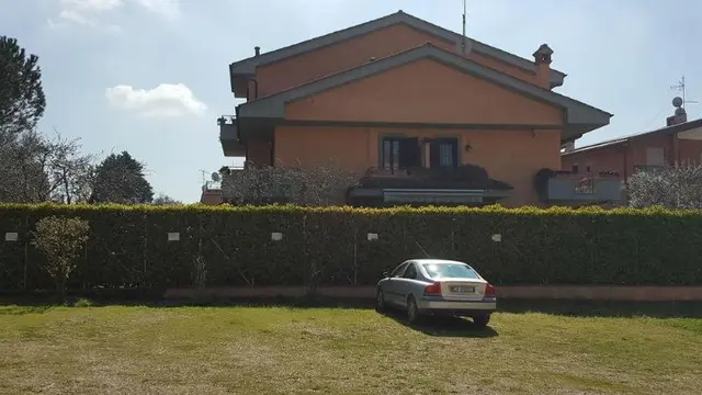 Aurelia Garden Gold Bed & Breakfast