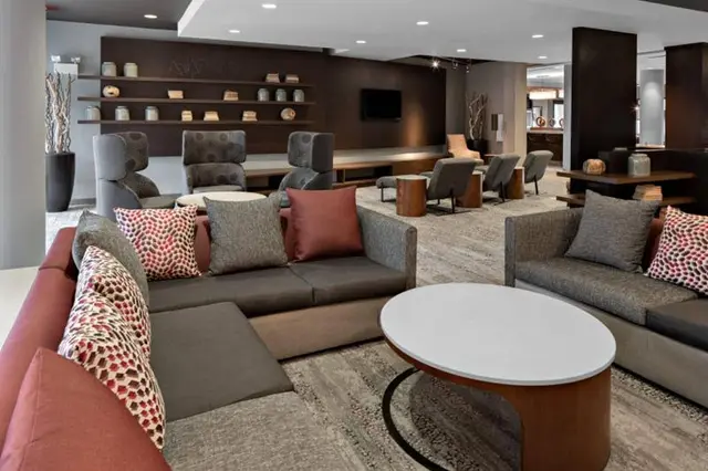 Courtyard By Marriott Raleigh North/Triangle Town 
