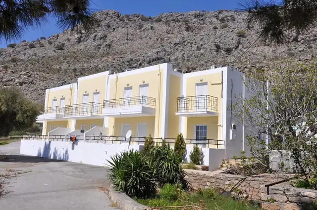 Marianthi Studios & Apartments