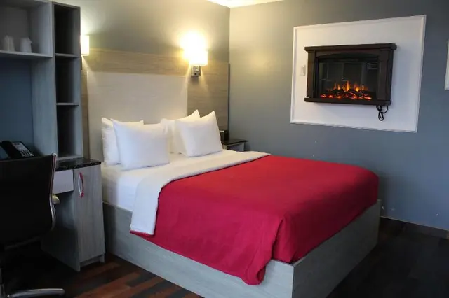 Lido Motel & Suites