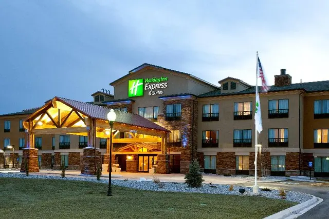 Holiday Inn Express Hotel & Suites Lander