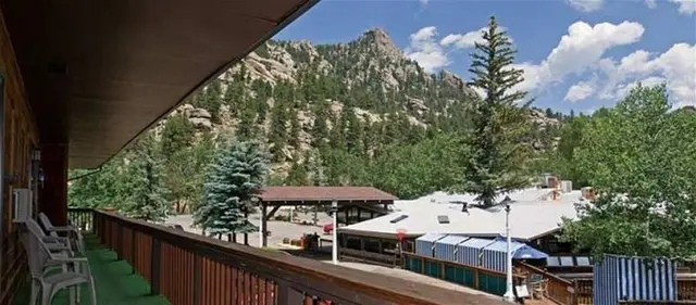 Nicky's Resort