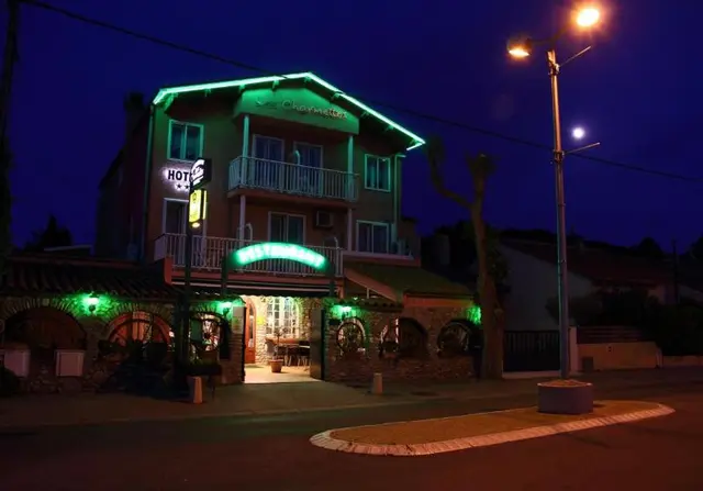 Logis Hotel les Charmettes