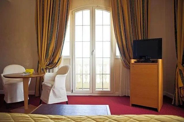 Grand Hotel