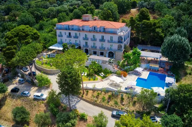 Garden Riviera