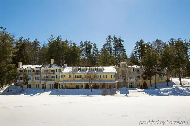 Ripplecove Lakefront Hotel