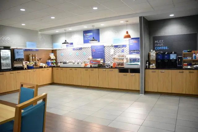 Holiday Inn Express & Suites Stamford