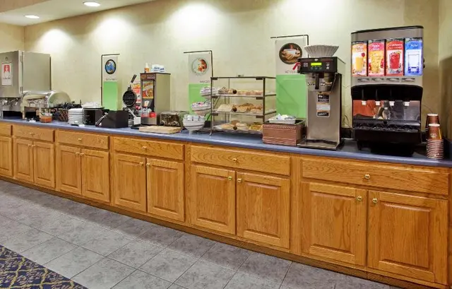 Country Inn & Suites by Radisson, Somerset, KY