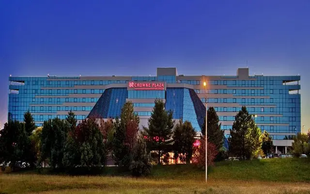 Crowne Plaza St. Louis Airport