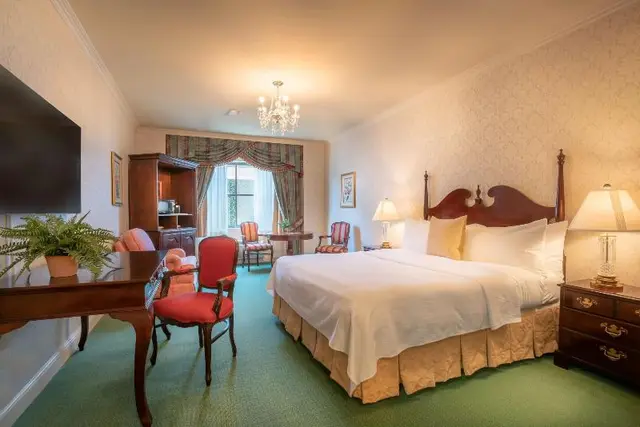 Bristol Hotel