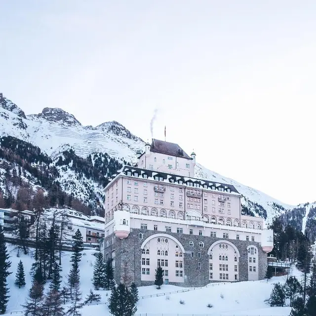 Schloss Hotel Wellness & Family