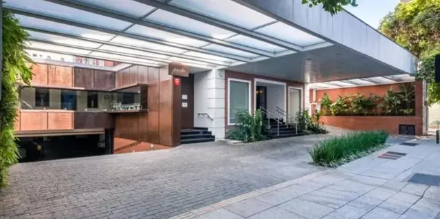Regent Park Suite