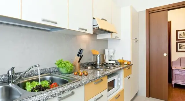 Carl & Do Residence