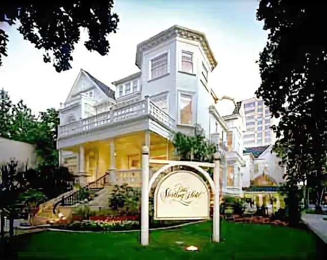 The Sterling Hotel