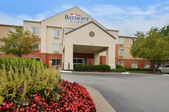 Baymont By Wyndham St. Charles