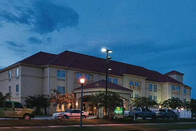 La Quinta Inn & Suites Slidell - North Shore Area