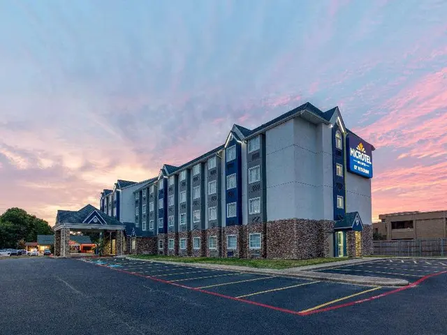 Microtel Inn & Suites By Wyndham Bossier City