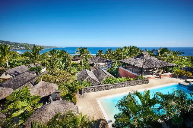 ILOHA Seaview Hotel