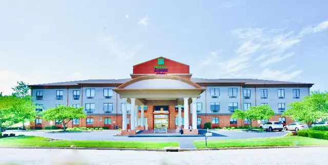 Holiday Inn Express St Charles