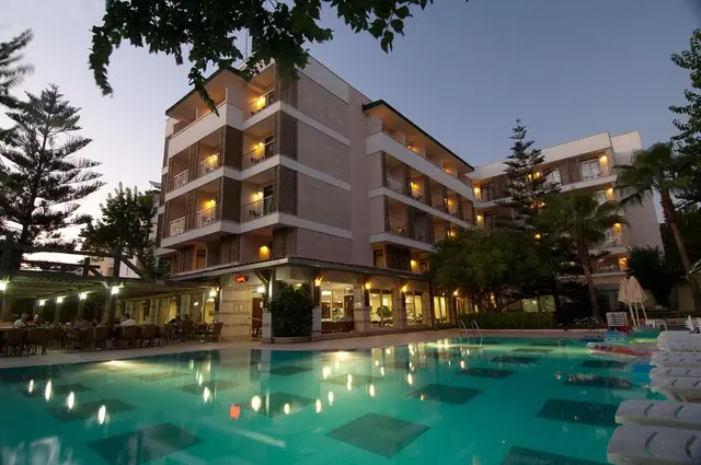 Trendy Hotel Side Beach