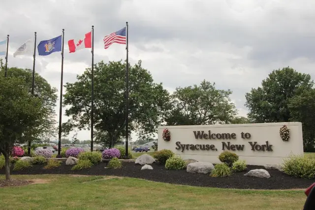 Holiday Inn Express & Suites Syracuse North Airpor