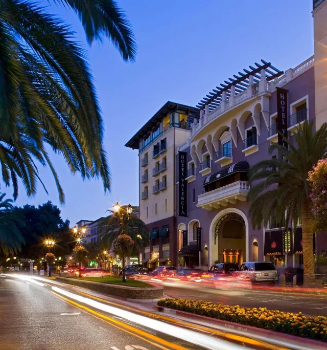 Valencia Santana Row