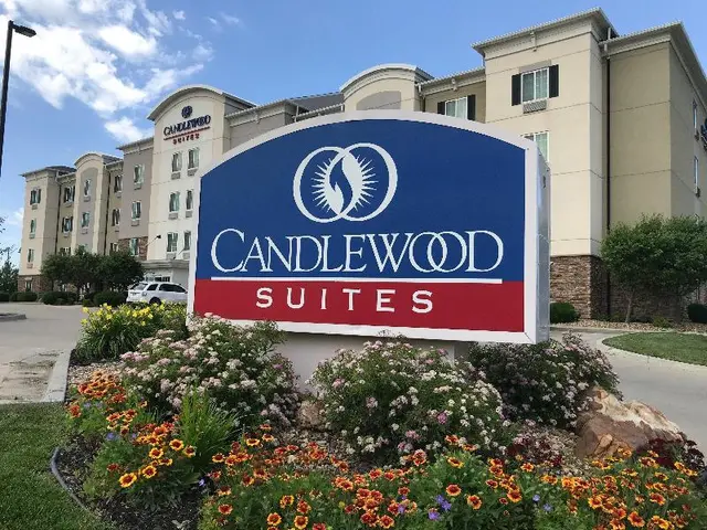 Candlewood Suites St Joseph