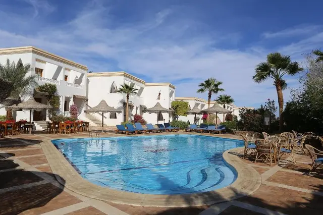 Club Reef Resort