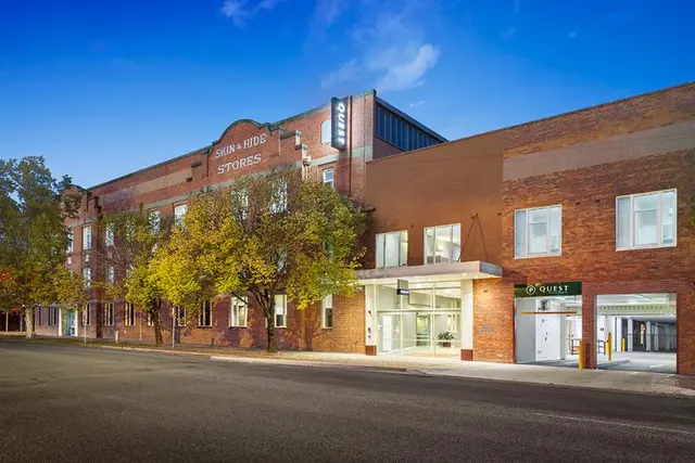 Quest Albury on Townsend Apartment