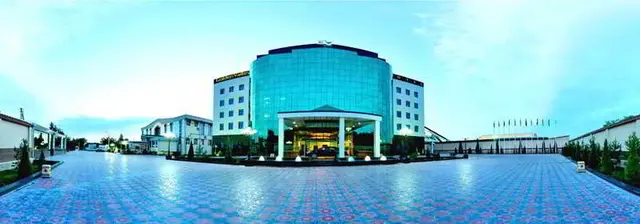 Golden Valley Hotel
