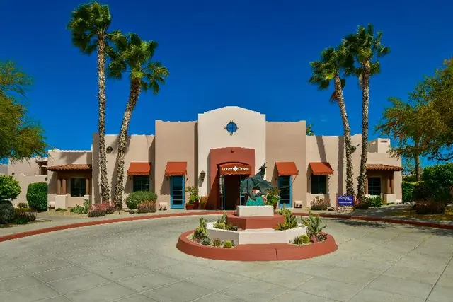 Lodge on the Desert