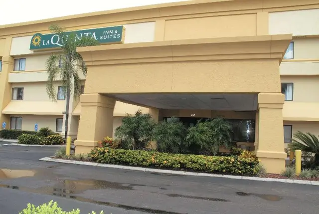 La Quinta Inn & Suites by Wyndham TampaBrandonWest
