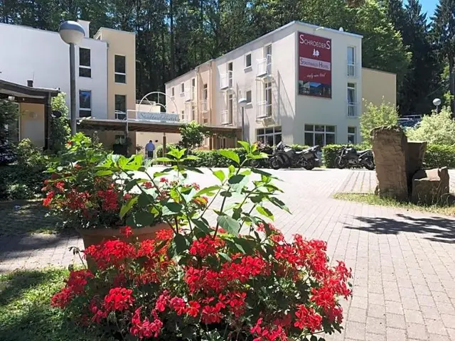 Schroeders Stadtwaldhotel